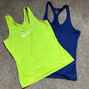 Nike Women's Neon Yellow and Navy Tank Tops